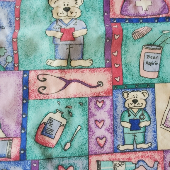 Scrub top - Picture 2 of 4